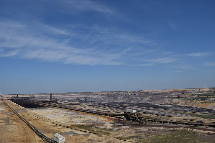 open-pit-mining-carbon-wasteland-end-time-preview.jpg